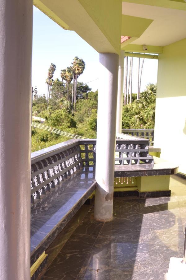 Yuga Guest House Kuttālam 외부 사진