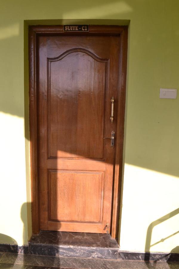 Yuga Guest House Kuttālam 외부 사진